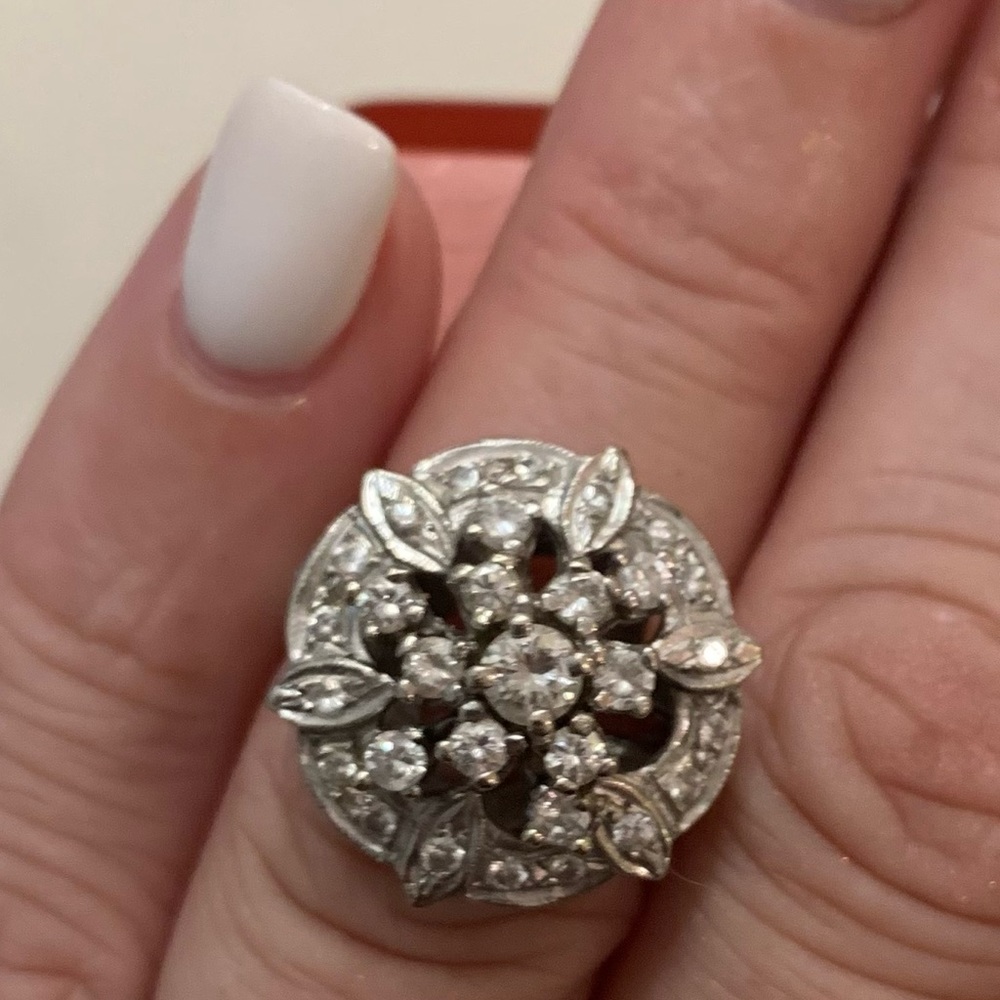 Beautiful Vintage Diamond statement ring